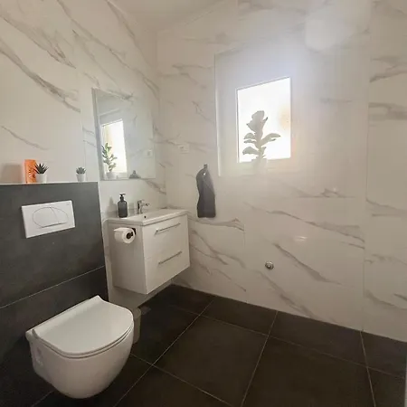 Appartement Mali Bei 300m Zum Sandstrand *