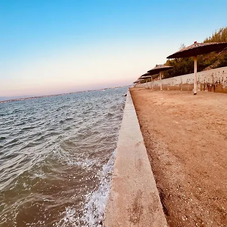 Mali Bei 300m Zum Sandstrand Daire *