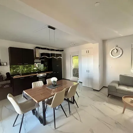 Apartment Mali Bei Nin 300m Zum Sandstrand *